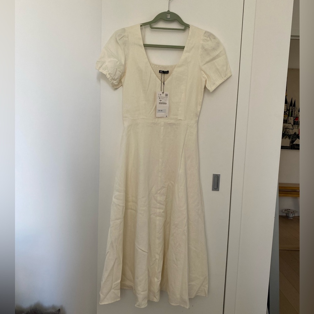 Zara White V-Neck Midi Dress NWT Size Small S